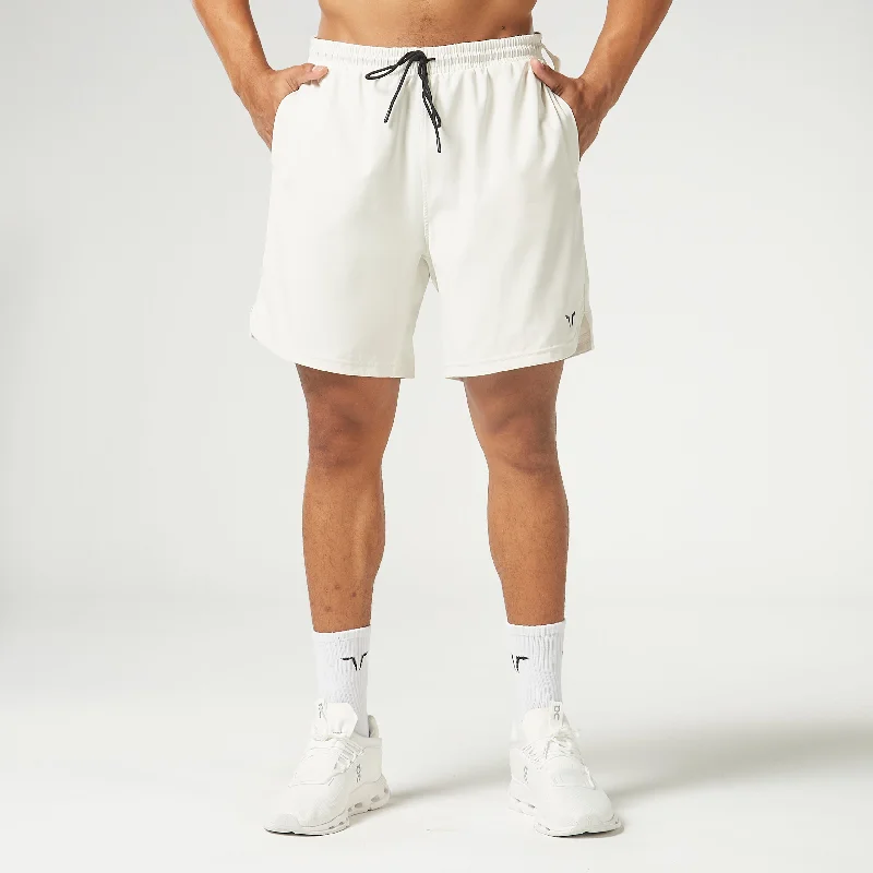 Essential Pro 7 Inch Shorts Black Edition - Pearl White