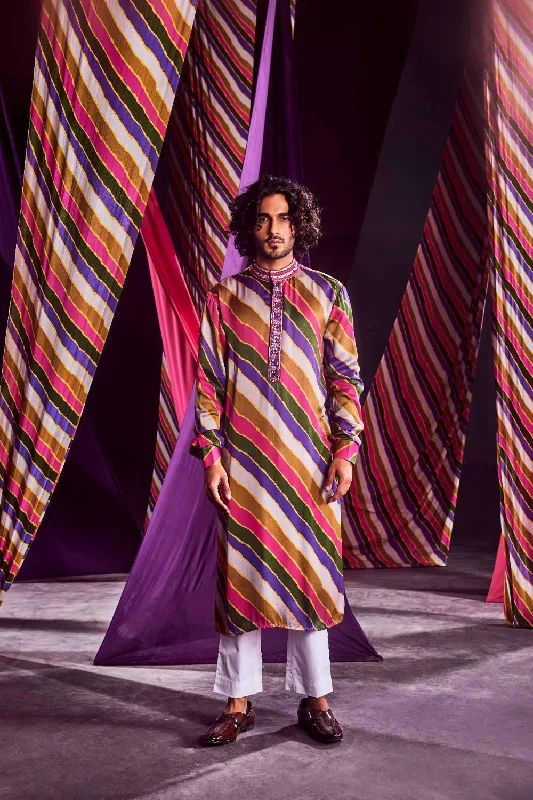 Stripes Printed Kurta With Pants