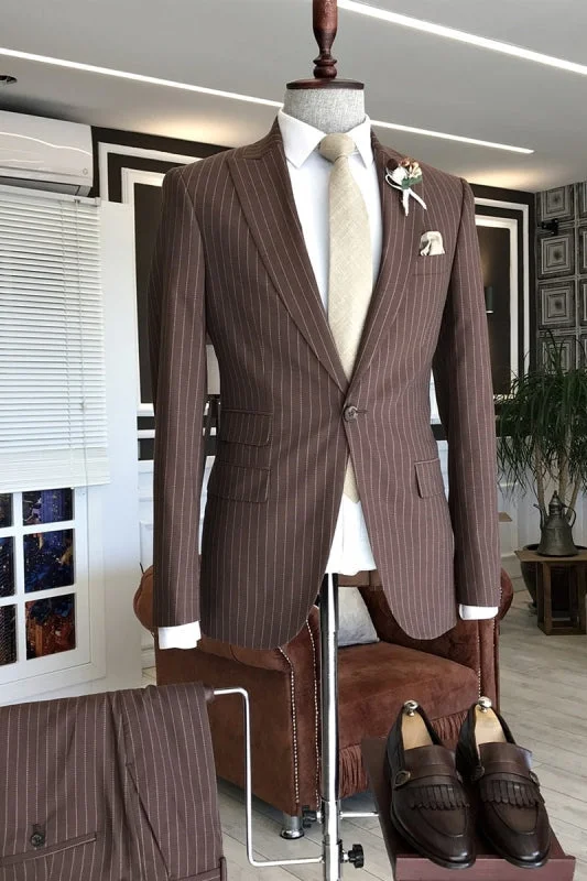 Brown Peaked Lapel Two Pieces Striped Business Suits Formal Suits