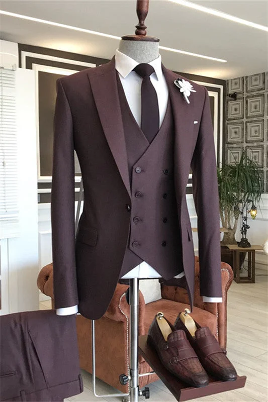 Glamorous Burgundy Three Pieces Prom Suits with Peaked Lapel Slim Fit Business Suits